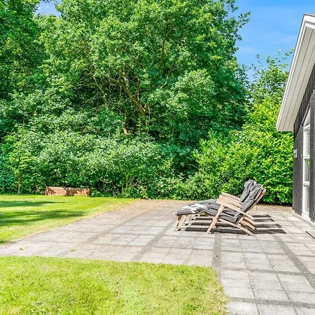 Patrice - 300m From The Sea By Interhome *