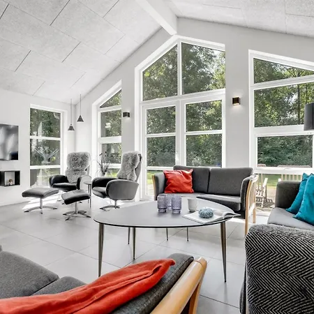 Patrice - 300m From The Sea By Interhome Stroby